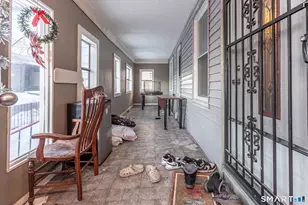 34 Adams St, Hartford, CT 06112 - Photo 20