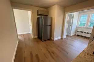 33 Main St, Essex, CT 06442 - Photo 4