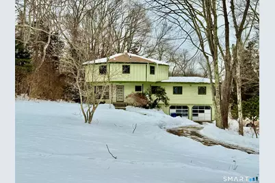 25 Coachman Pike, Ledyard, CT 06339 - Photo 1