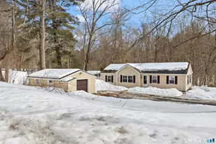 228 River Rd, Putnam, CT 06260 - Photo 1