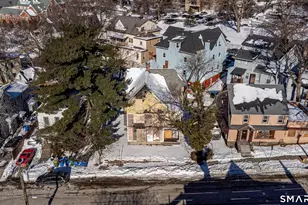 65 Pine St, Waterbury, CT 06710 - Photo 2