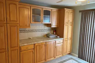 22 Winesap Cir, Rocky Hill, CT 06067 - Photo 2