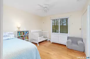 8 Lomartra Ln, Branford, CT 06405 - Photo 24