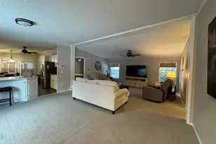 16 Circle Dr, Windham, CT 06256 - Photo 2