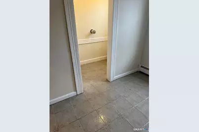 1018 Hancock Avenue #3R, Bridgeport, CT 06605 - Photo 6