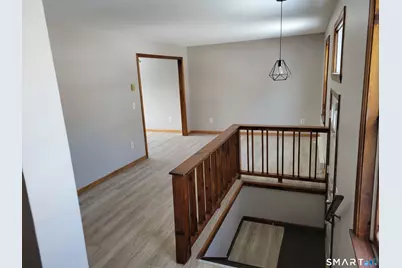 32 Stanley Street, Naugatuck, CT 06770 - Photo 2