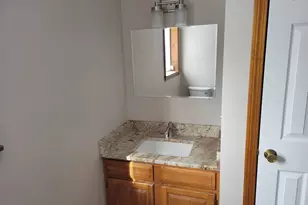 32 Stanley St, Naugatuck, CT 06770 - Photo 10