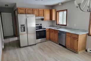 32 Stanley St, Naugatuck, CT 06770 - Photo 6