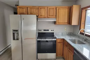 32 Stanley St, Naugatuck, CT 06770 - Photo 8