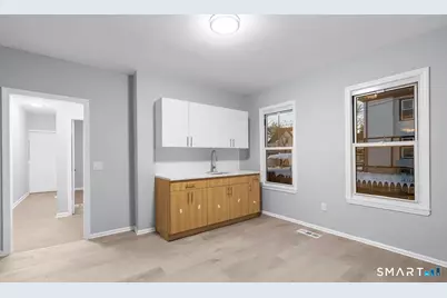 303 Poplar Street, Bridgeport, CT 06605 - Photo 4