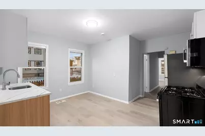 303 Poplar Street, Bridgeport, CT 06605 - Photo 2