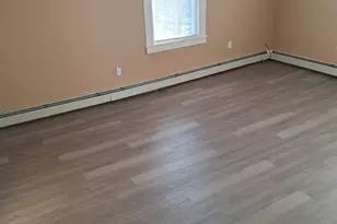 23 1/2 N Spring St, Ansonia, CT 06401 - Photo 4