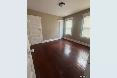 1688 North Avenue, Bridgeport, CT 06604 - Photo 4