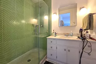 82 Edgehill Rd, New Haven, CT 06511 - Photo 20