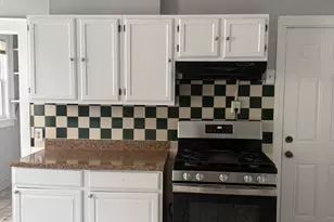 165 Adelaide St, Hartford, CT 06114 - Photo 2