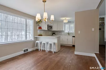 1443 New London Turnpike, Glastonbury, CT 06033 - Photo 12