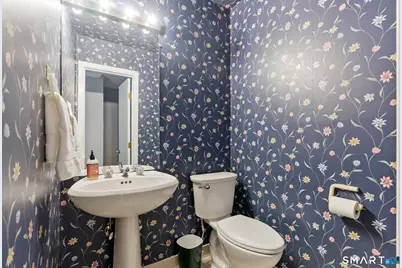 38 Harbour Close #38, New Haven, CT 06519 - Photo 12