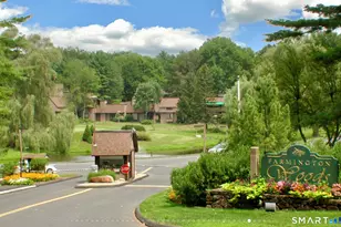 17 Maple Ln, Avon, CT 06001 - Photo 2