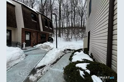 16 Homestead Lane, Brookfield, CT 06804 - Photo 8