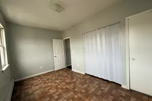 132 Locust St, Waterbury, CT 06704 - Photo 6