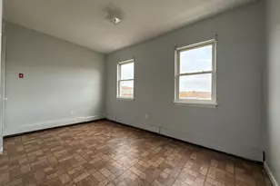 132 Locust St, Waterbury, CT 06704 - Photo 8