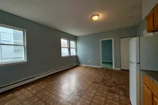 132 Locust St, Waterbury, CT 06704 - Photo 10