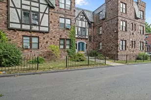 16 Townley St, Hartford, CT 06105 - Photo 2