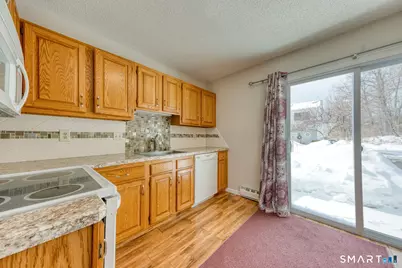 565 Clark Avenue #APT 13, Bristol, CT 06010 - Photo 8