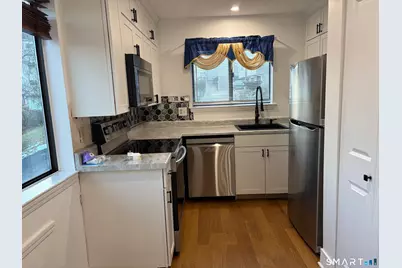 8 Ann Drive #APT B, Danbury, CT 06810 - Photo 4