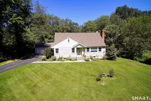 18 Head of Meadow Rd, Newtown, CT 06470 - Photo 2