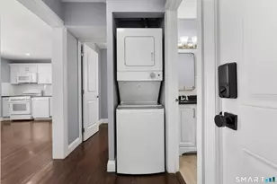 93 Oxford St, Bridgeport, CT 06606 - Photo 16