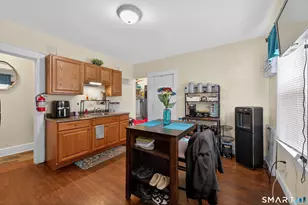 63 Prescott St, Meriden, CT 06450 - Photo 32