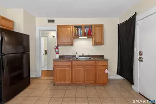 63 Prescott St, Meriden, CT 06450 - Photo 24