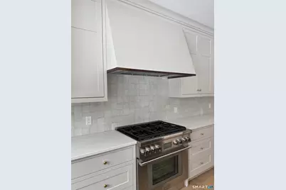 204 Glen Ridge Road, Fairfield, CT 06825 - Photo 4