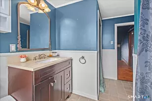 25 Seward St, Putnam, CT 06260 - Photo 14