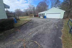 99 Squaw Rock Rd, Plainfield, CT 06354 - Photo 4