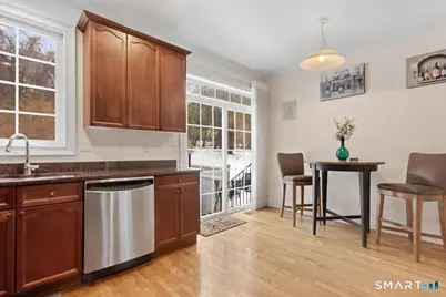 21 Crestview Lane #21, Danbury, CT 06810 - Photo 16