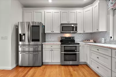 322 Greenfield Street, Fairfield, CT 06825 - Photo 4