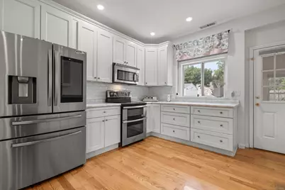 322 Greenfield Street, Fairfield, CT 06825 - Photo 6