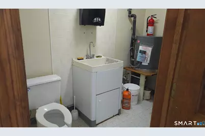 289 White Street #4, Danbury, CT 06810 - Photo 8