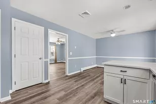 545 Barnum Terrace Ext, Stratford, CT 06614 - Photo 10