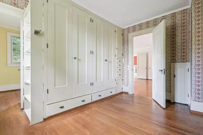 1056 Whitney Avenue, Hamden, CT 06517 - Photo 24