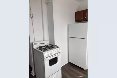 86 Pequonnock Street #3, Bridgeport, CT 06604 - Photo 4