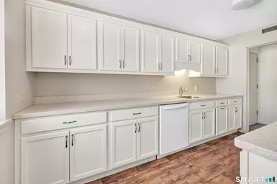 289 Heritage Village #C, Southbury, CT 06488 - Photo 8