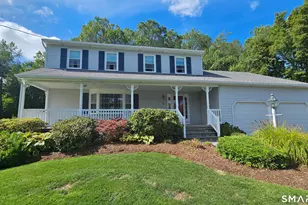 26 Cassella Dr, Wallingford, CT 06492 - Photo 2