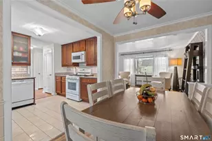 25 Lewis Ln, West Hartford, CT 06110 - Photo 10