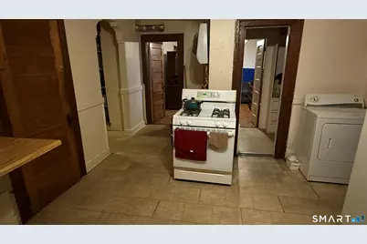 895 Baldwin Street, Waterbury, CT 06706 - Photo 2