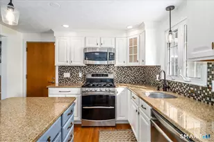 171 Abbe Rd, Enfield, CT 06082 - Photo 6