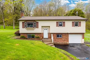 35 Terrace Dr, Montville, CT 06370 - Photo 1