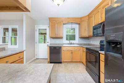 35 Terrace Drive, Montville, CT 06370 - Photo 10